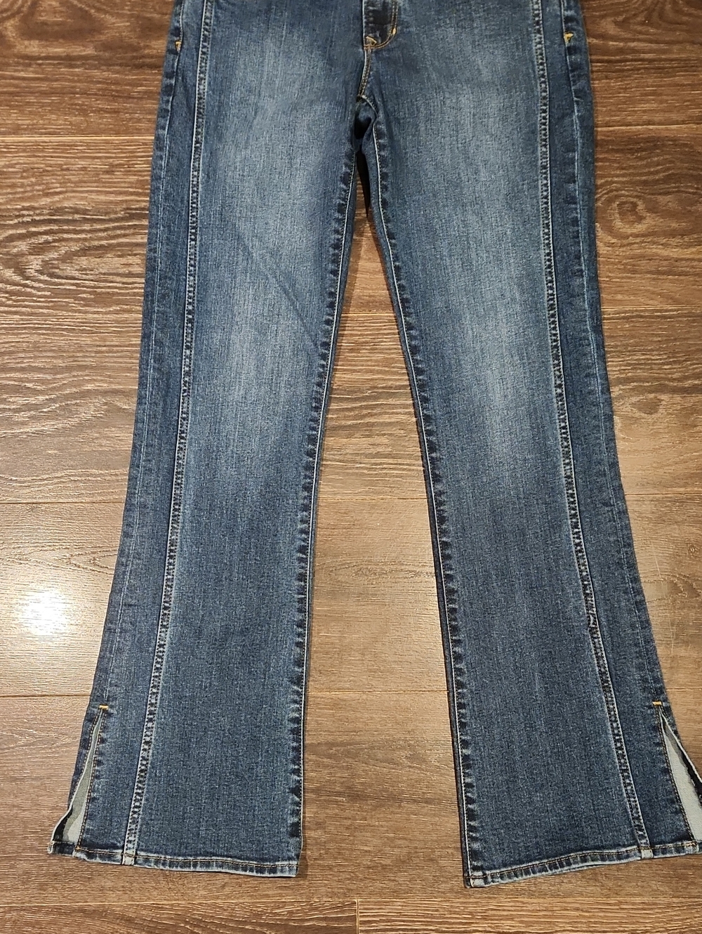 ❤️ GAP LOW RISE LONG & LEAN SEAMED SPLIT-HEM BOOTCUT JEANS, 4 (27) - Picture 8 of 12